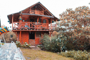 Villa Celina: La cabañita de Guadua